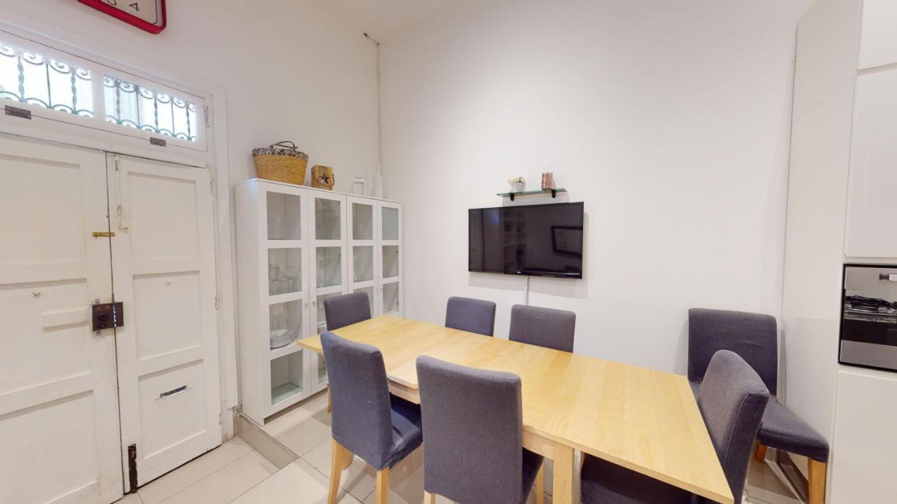 Spacious 3 Bedroom Maisonette Apartment Sliema