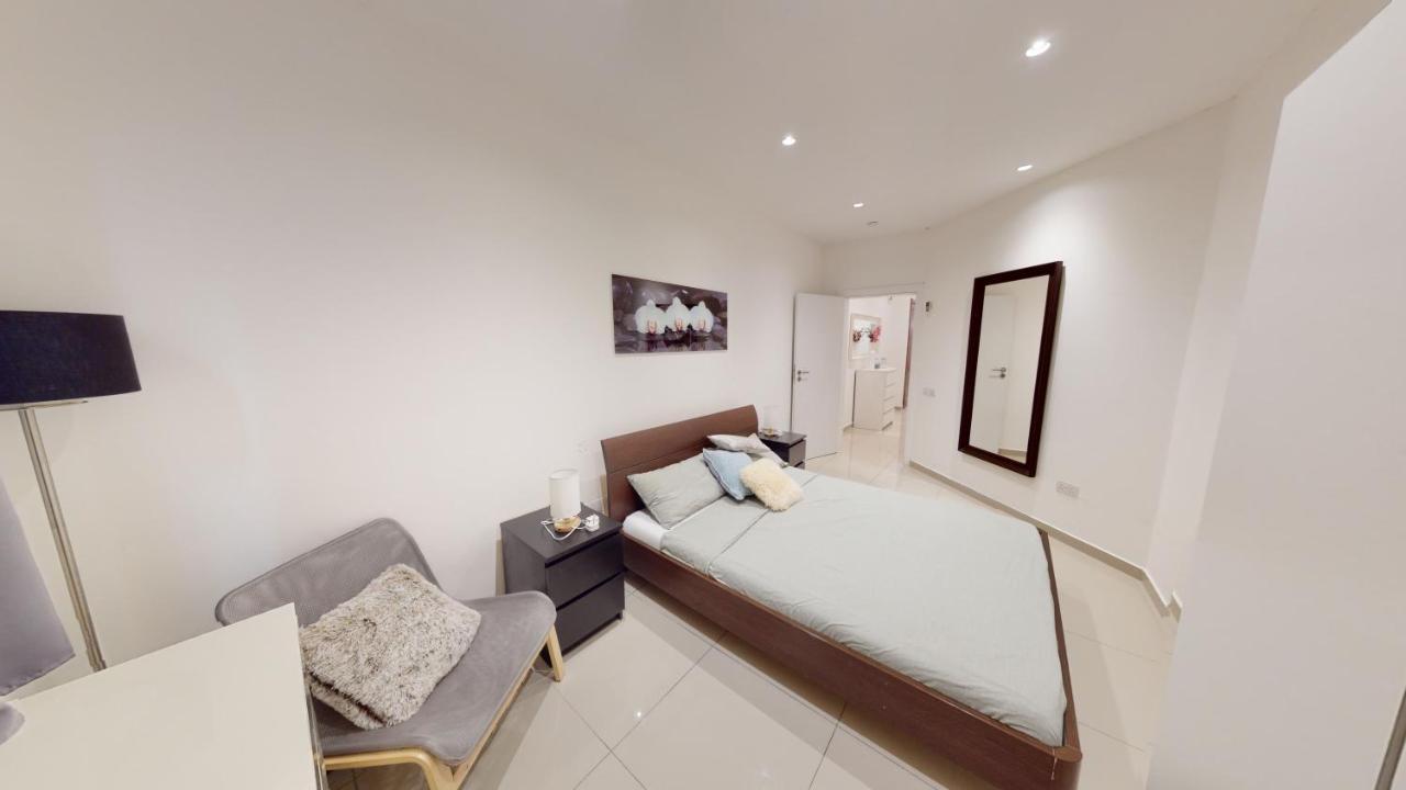 Spacious 3 Bedroom Maisonette Apartment