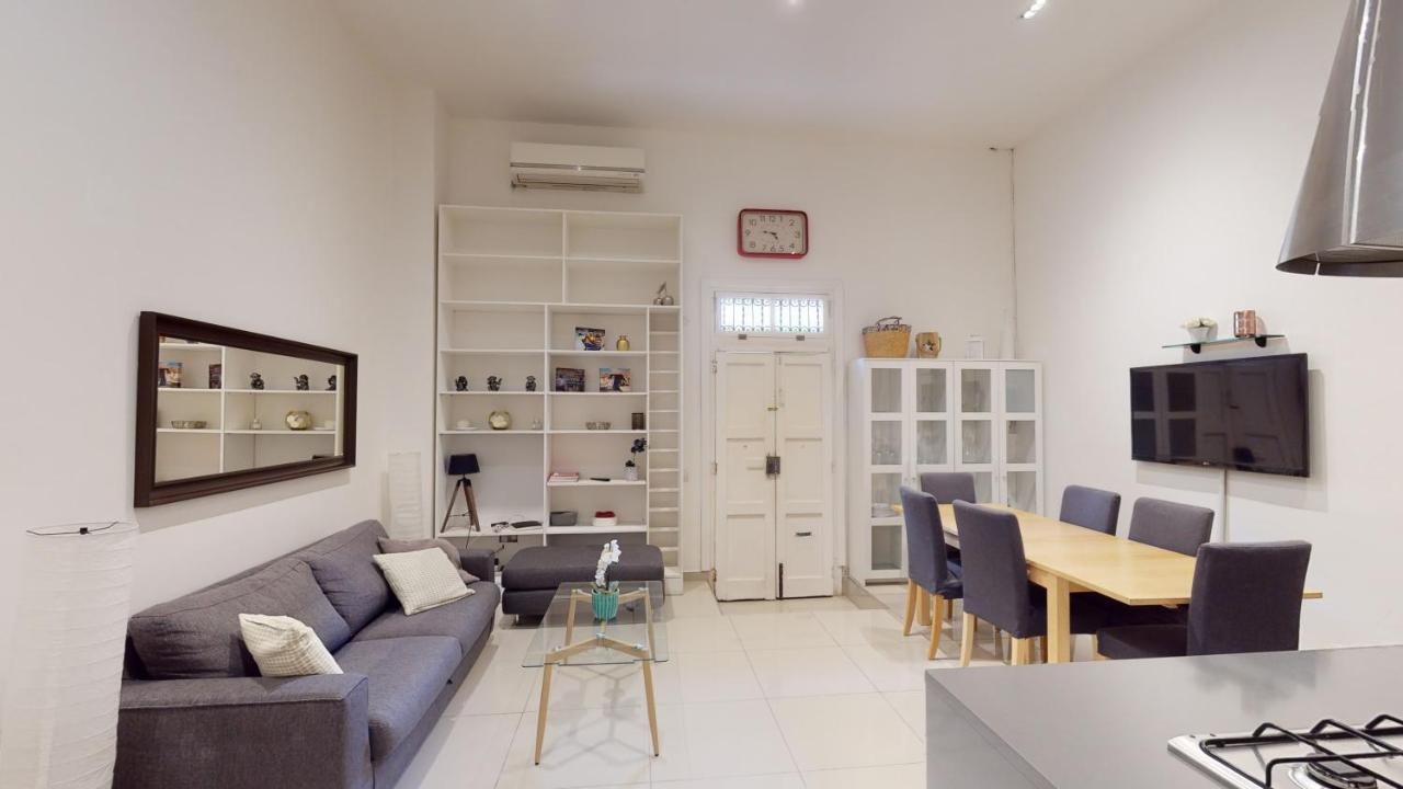 Spacious 3 Bedroom Maisonette Apartment Sliema
